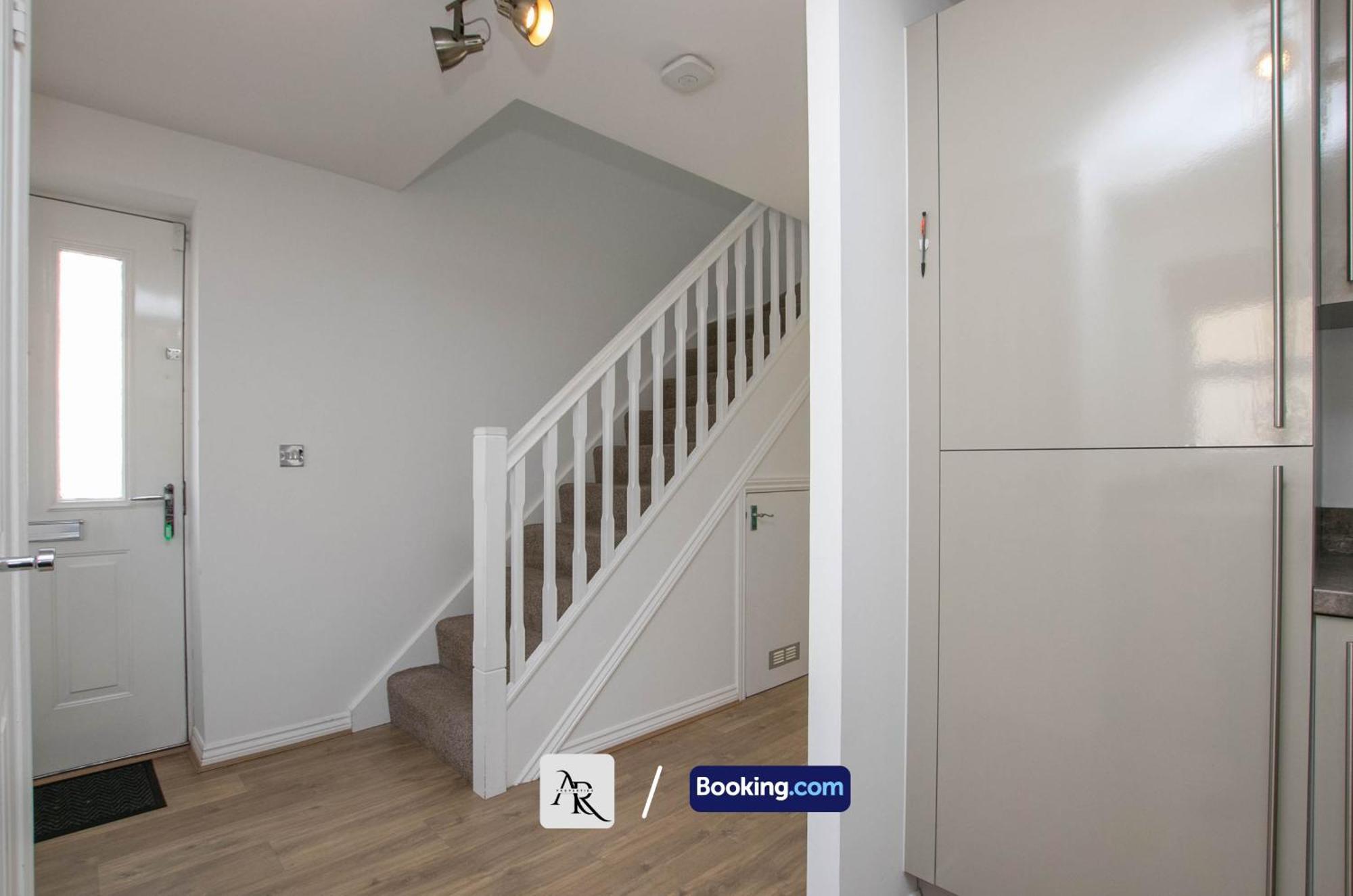Cozy House By Ar Properties Short Lets & Serviced Accommodation โคล์เชสเตอร์ ภายนอก รูปภาพ